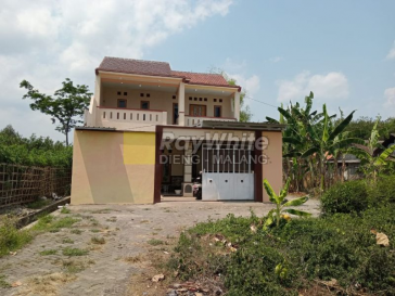 House for sale at Jatiguwi