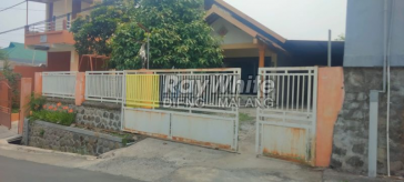 IN Selling a House on Jl. Sarimun Beji Batu