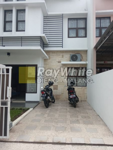 House for sale in Waikambas Malang