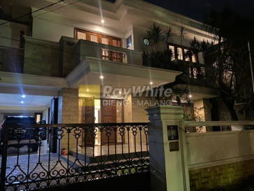 Luxury House for sale in Araya